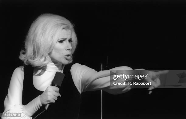 Comedienne Joan Rivers performs live in November 1970 in New York City, New York.