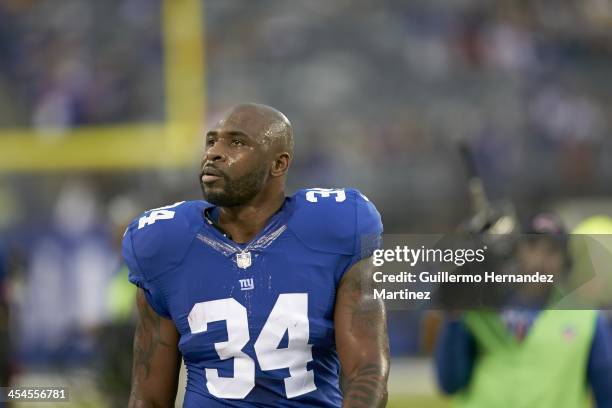 New York Giants Brandon Jacobs victorious on field after winning game vs Green Bay Packers at MetLife Stadium. East Rutherford, NJ CREDIT: Guillermo...