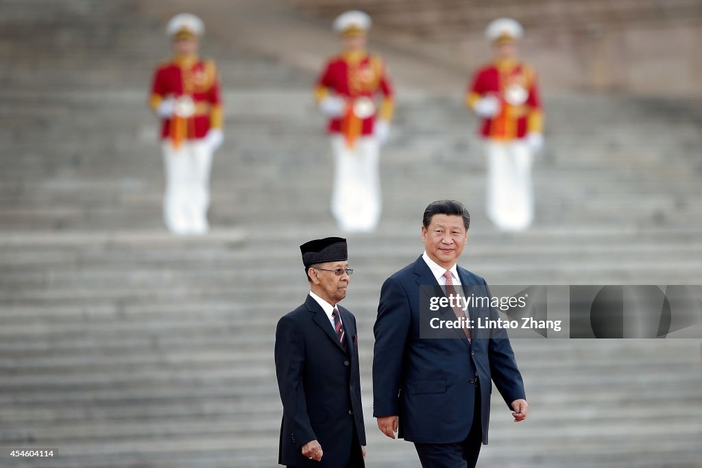 Sultan Tuanku Alhaj Abdul Halim Mu'Adzam Shah of Malaysia Visits China