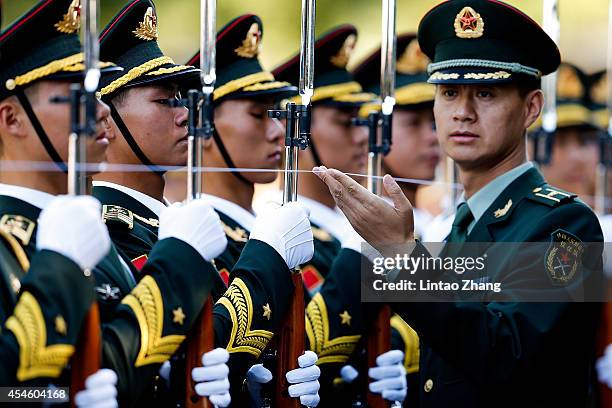 Chinese Rope Combat Pictures and Photos - Getty Images