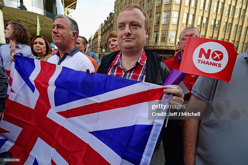 Jim Murphy In Glasgow As Part Of His '100 Towns in 100 Days' Tour