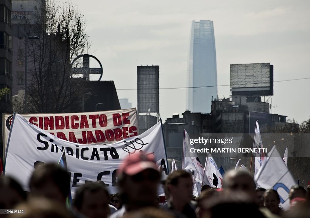 CHILE-WORKERS-PROTEST