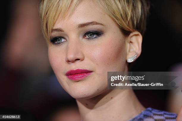 Actress Jennifer Lawrence arrives at the Los Angeles Premiere of 'The Hunger Games: Catching Fire' at Nokia Theatre L.A. Live on November 18, 2013 in...