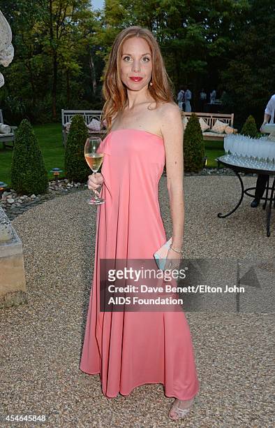 Linda van der Steen attends the Woodside End of Summer party to benefit the Elton John AIDS Foundation sponsored by Chopard and Grey Goose at...