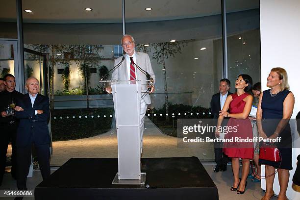 Pathe Jerome Seydoux , Architect of the Foundation Renzo Piano, French minister of Culture and Communication Fleur Pellerin and CEO of the 'Jerome...