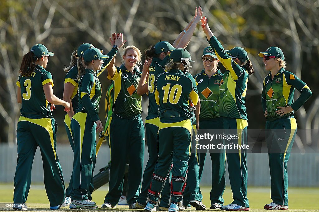 Australia v Pakistan