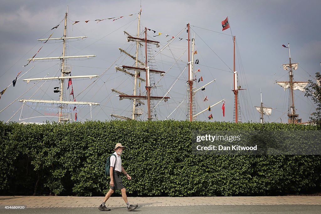 Tall Ships Arrive Into London