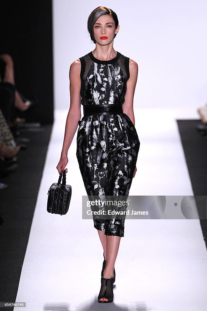 Carmen Marc Valvo - Runway - Mercedes-Benz Fashion Week Spring 2015