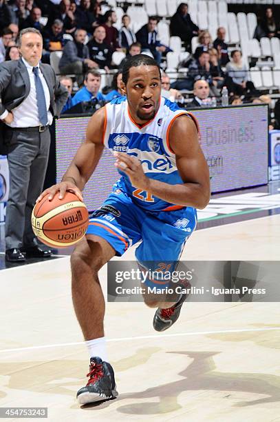 Michael Snaer of Enel in action during the LegaBasket Serie A1 match between Granarolo Bologna and Enel Brindisi at Unipol Arena on December 8, 2013...