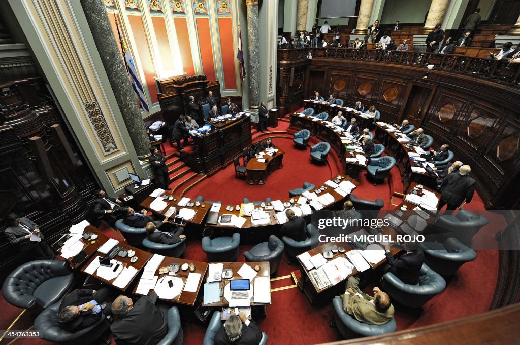 URUGUAY-MARIJUANA-PARLIAMENT