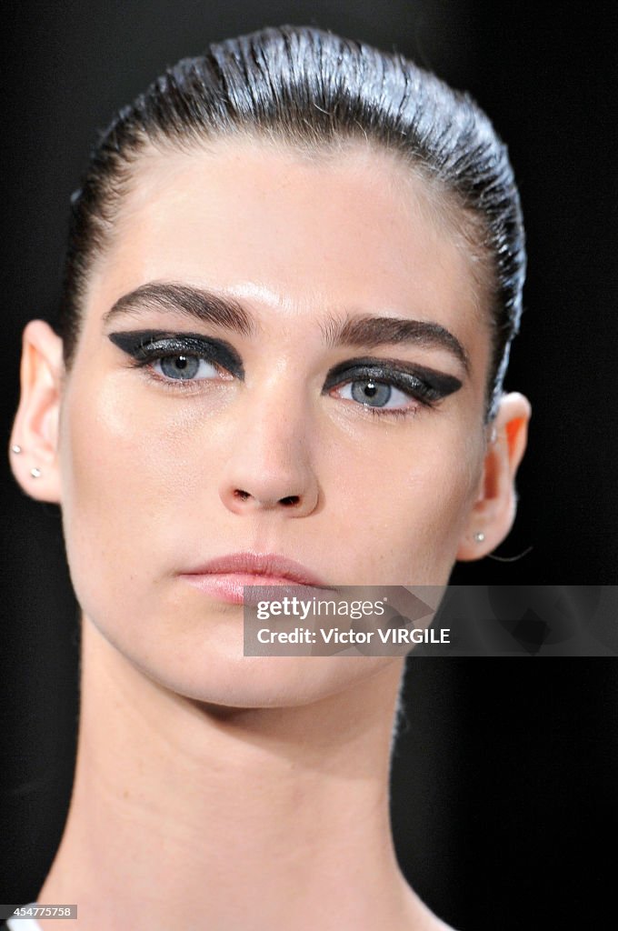 Cushnie et Ochs - Runway - Mercedes-Benz Fashion Week Spring 2015