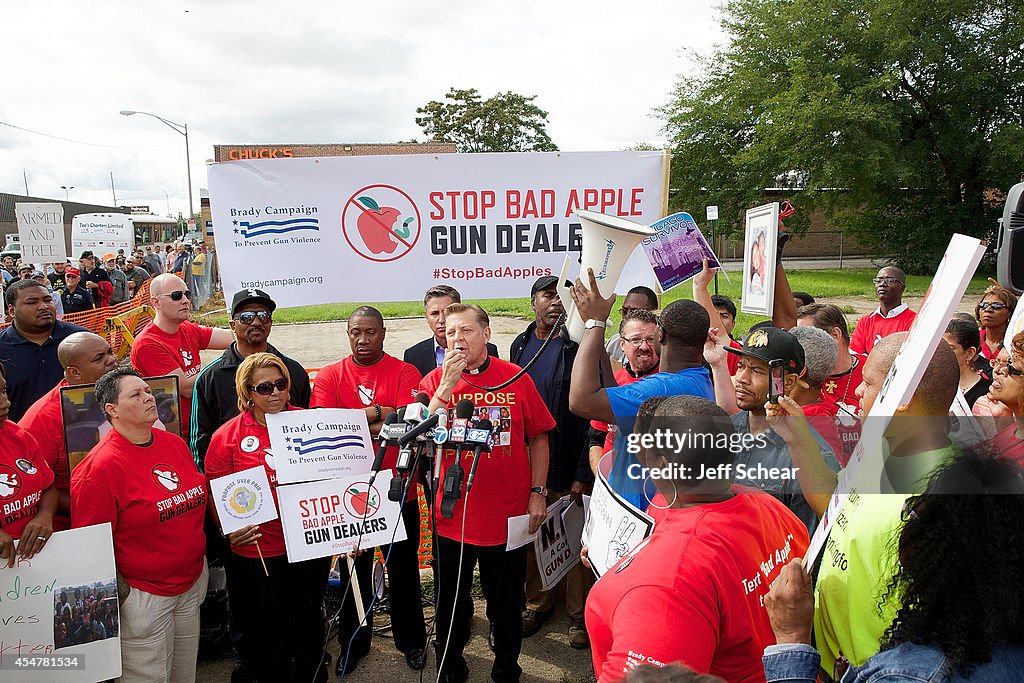 Brady Campaign "Bad Apple" Gun Dealer Press Conference and Rally