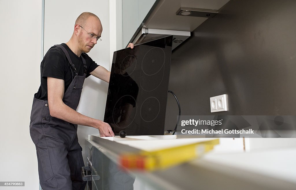 Installing A Fitted Kitchen