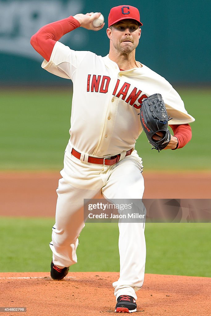Chicago White Sox v Cleveland Indians