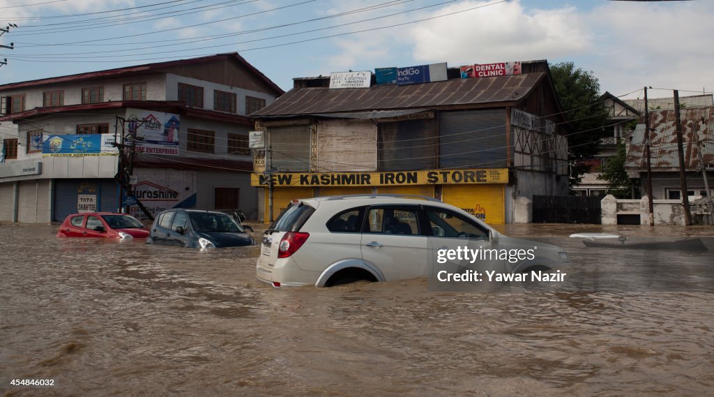 Rain And Floods Wreck Havoc In Kashmir