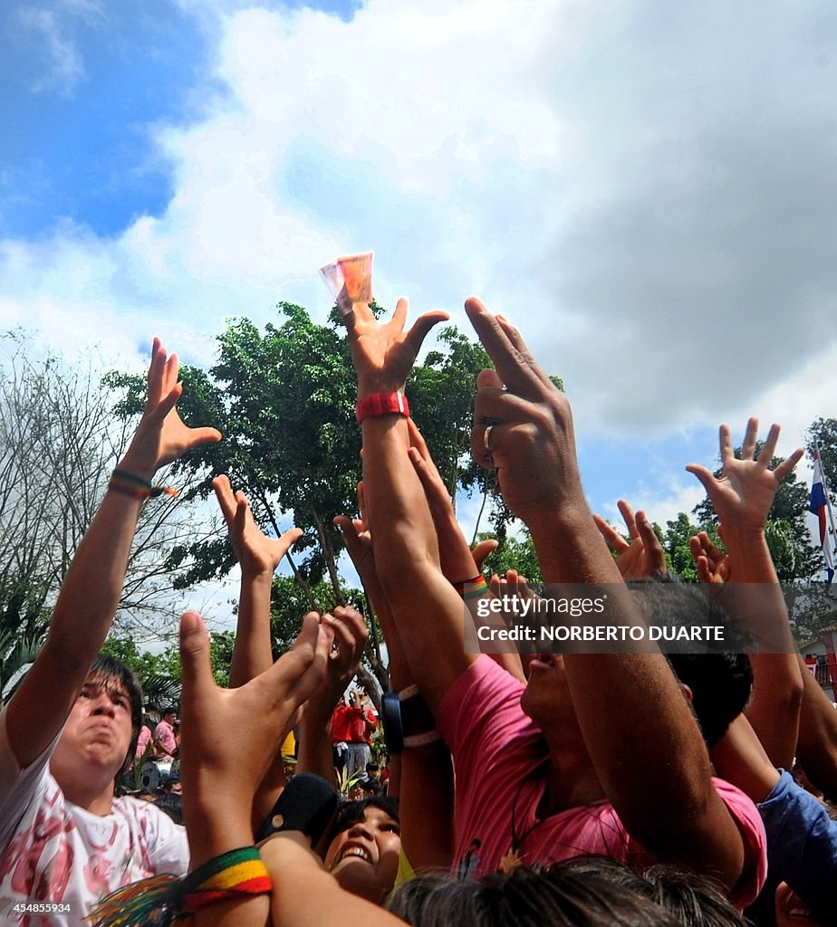 PARAGUAY-RELIGION-TRADITION