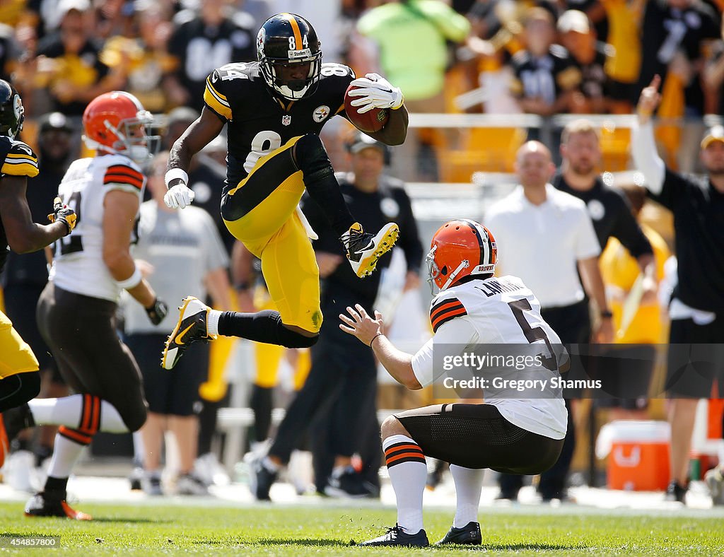 Cleveland Browns v Pittsburgh Steelers