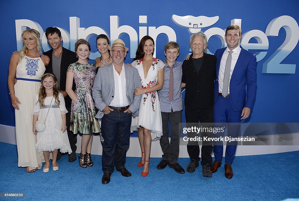 Premiere Of Warner Bros. Pictures' And Alcon Entertainment's "Dolphin Tale 2" - Red Carpet