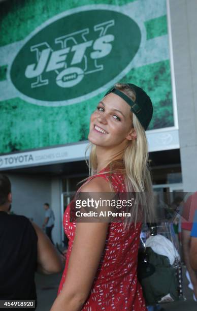 Model Erin Heatherton attends the New York Jets vs Oakland Raiders game at MetLife Stadium on September 7, 2014 in East Rutherford, New Jersey.