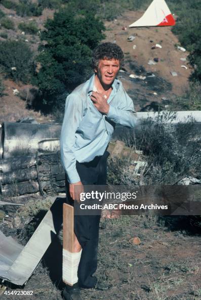 Robert Reed Scene Walt Disney Television via Getty Images MOVIE FOR TV -