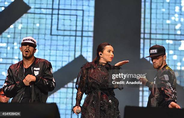 Inna 4 122 Inna (Romanian Singer) Stock Photos, High-Res Pictures, and Images ...