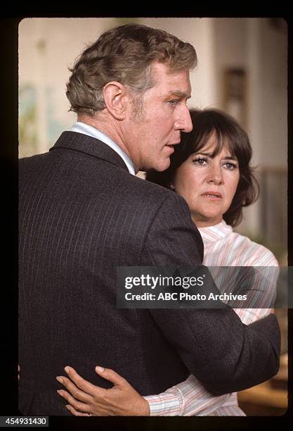 One Chance to Live" - Airdate: October 17, 1974. EDWARD MULHARE;JOANNE LINVILLE