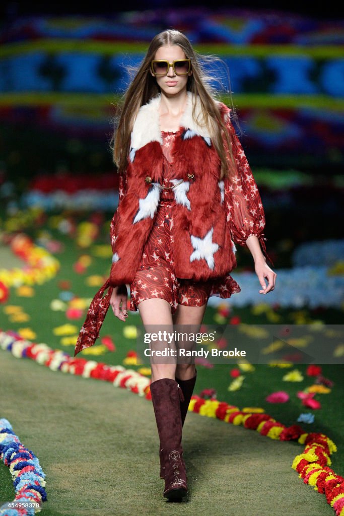 Tommy Hilfiger Women's - Runway - Mercedes-Benz Fashion Week Spring 2015