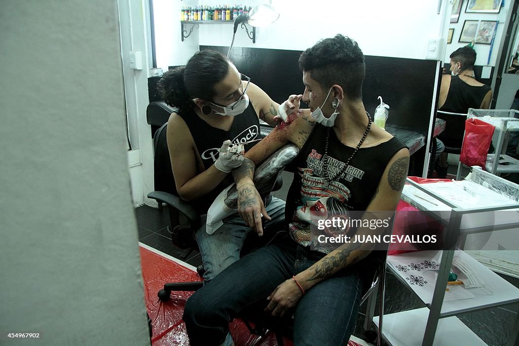 ECUADOR-TATTOOING