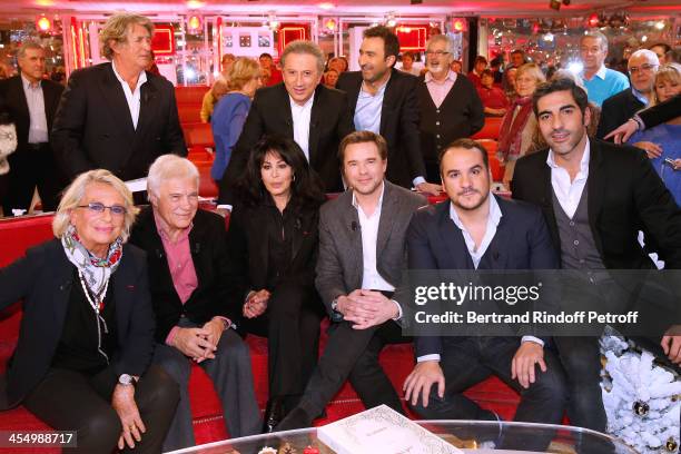 Veronique de Villele, Guy Bedos, Yamina Benguigui, Guillaume de Tonquedec, Francois-Xavier Demaison and Ary Abittan, Olivier de Kersauson, Michel...