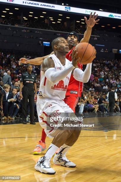Actor Robert Christopher Riley attends the 2014 Summer Classic Charity Basketball Game at Barclays Center on August 21, 2014 in New York City.