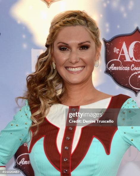 Ali Dee Rapper Ali Dee arrives at the American Country Awards 2013 at the Mandalay ...