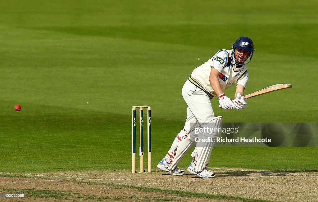 Nottinghamshire v Yorkshire - LV County Championship