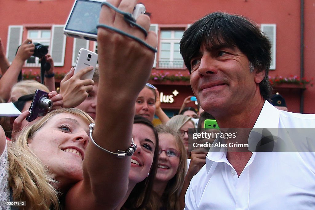 Joachim Loew Signs Freiburg's Golden Visitors' Book