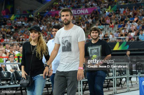 Shakira Departs Photos and Premium High Res Pictures - Getty Images