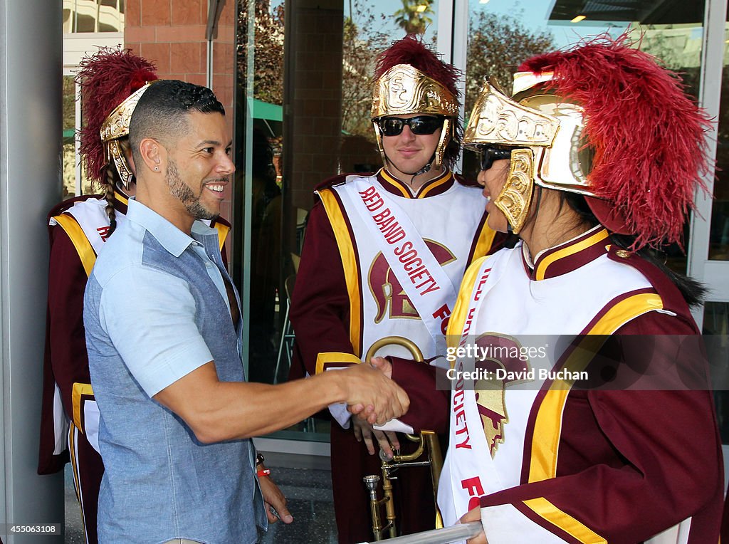 The Cast Of FOX's New Show "Red Band Society" Bands For Good Marching Band Stunt