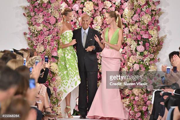 Designer Oscar de la Renta and model Karlie Kloss walk the runway at the Oscar De La Renta fashion show during Mercedes-Benz Fashion Week Spring 2015...