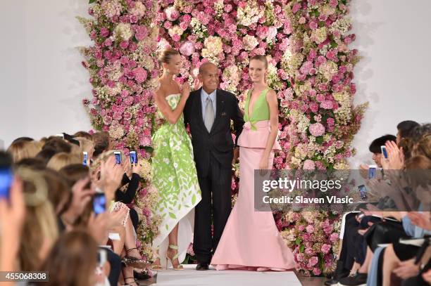 Designer Oscar de la Renta and model Karlie Kloss walk the runway at the Oscar De La Renta fashion show during Mercedes-Benz Fashion Week Spring 2015...