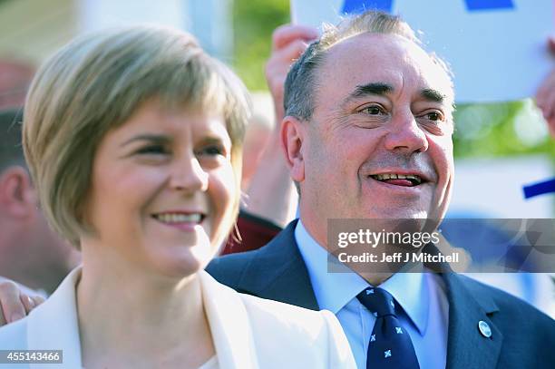 Deputy First Minister Nicola Sturgeon and First Minister Alex Salmond campaign in Piershill Square on September 10, 2014 in Edinburgh, Scotland. The...