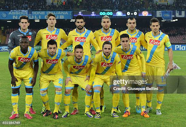 Team of Napoli beforel the UEFA Champions League Group F match between SSC Napoli and Arsenal at Stadio San Paolo on December 11, 2013 in Naples,...