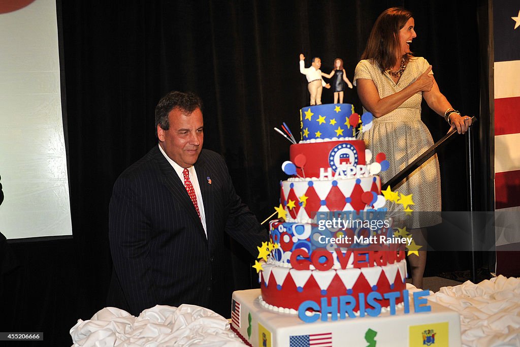 Gov. Christie Celebrates Birthday With Mitt Romney In New Jersey