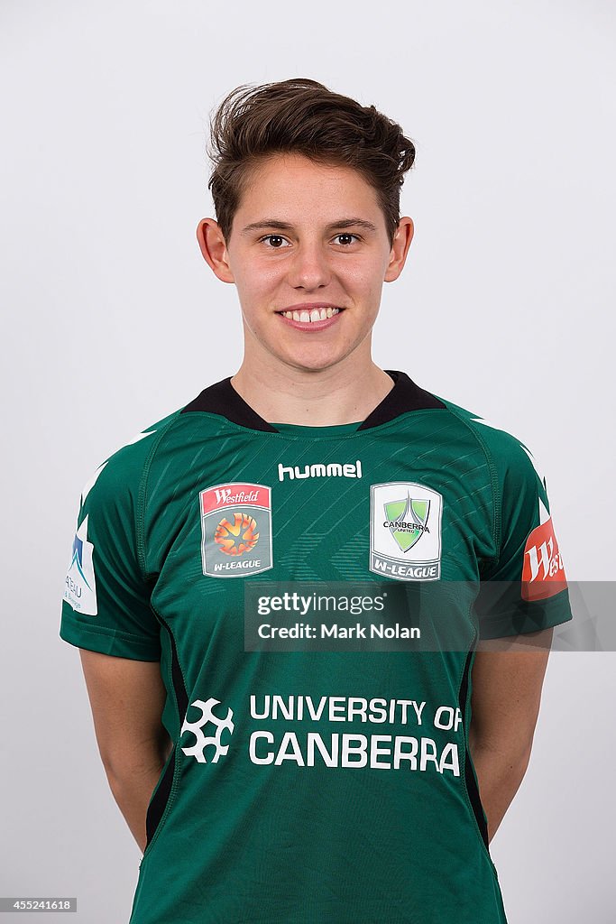 Nolan Stringer Ashleigh Sykes poses during the Canberra United W-League headshots ...