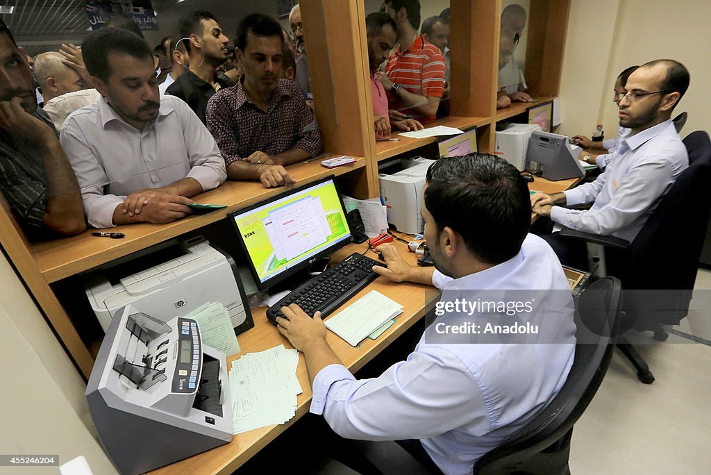After months of delay government employees paid in Gaza
