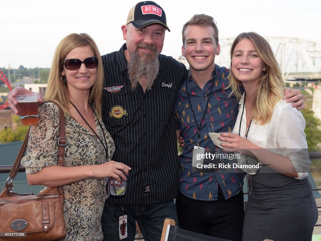 Acme Feed & Seed Grand Opening With Special Guest Alan Jackson