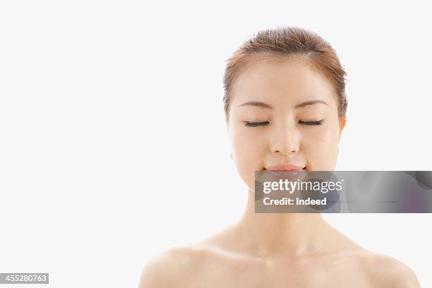 frontal face of woman - human face frontal stock pictures, royalty-free photos & images