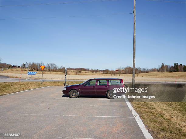 lonely car on parking - dalsland stock pictures, royalty-free photos & images