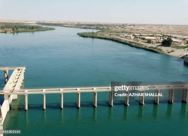 General view of the Haditha dam in the Euphrates River near in the Anbar province on September 10, 2014. AFP PHOTO / AZHAR SHALLAL