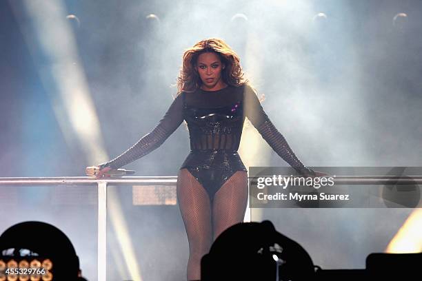 Beyonce performs during the "On The Run Tour: Beyonce And Jay-Z" at the Stade de France on September 12, 2014 in Paris, France.