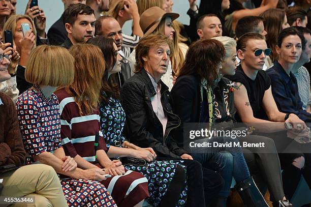 Anna Bower Photos and Premium High Res Pictures - Getty Images