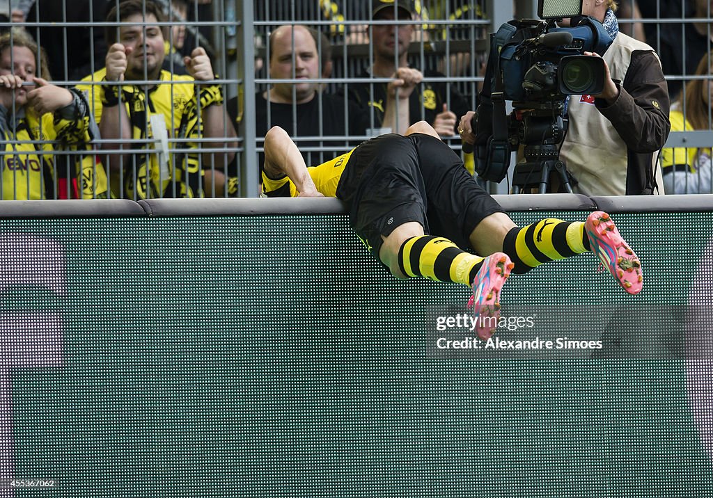 Borussia Dortmund v SC Freiburg - Bundesliga
