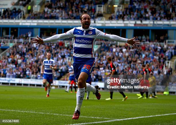 Glenn Murray of Reading celebrates scoring his and Reading's second goal during the Sky Bet Championship match between Reading and Fulham at Madejski...